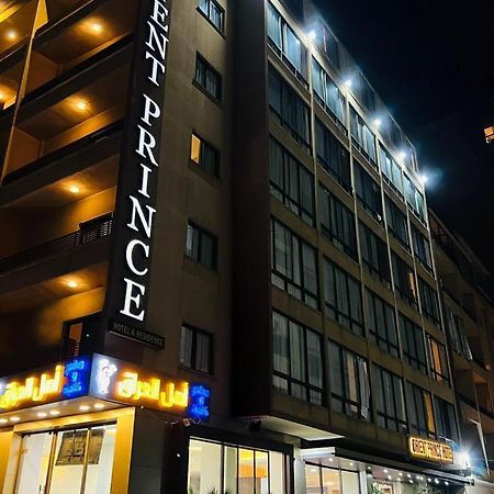 Orient Prince Hotel Beiroet Buitenkant foto