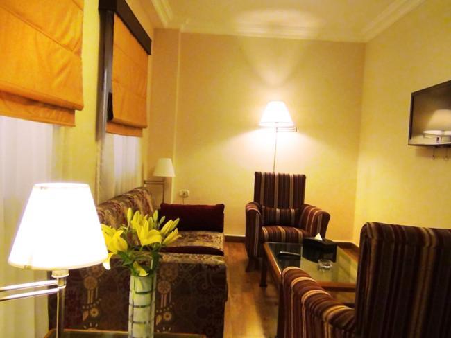 Orient Prince Hotel Beiroet Kamer foto